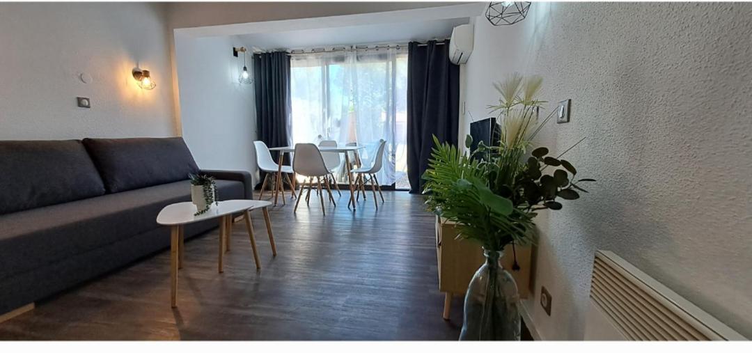 Appartement Residence De Vacances Les Hameaux De Camargue Arles Exterior photo