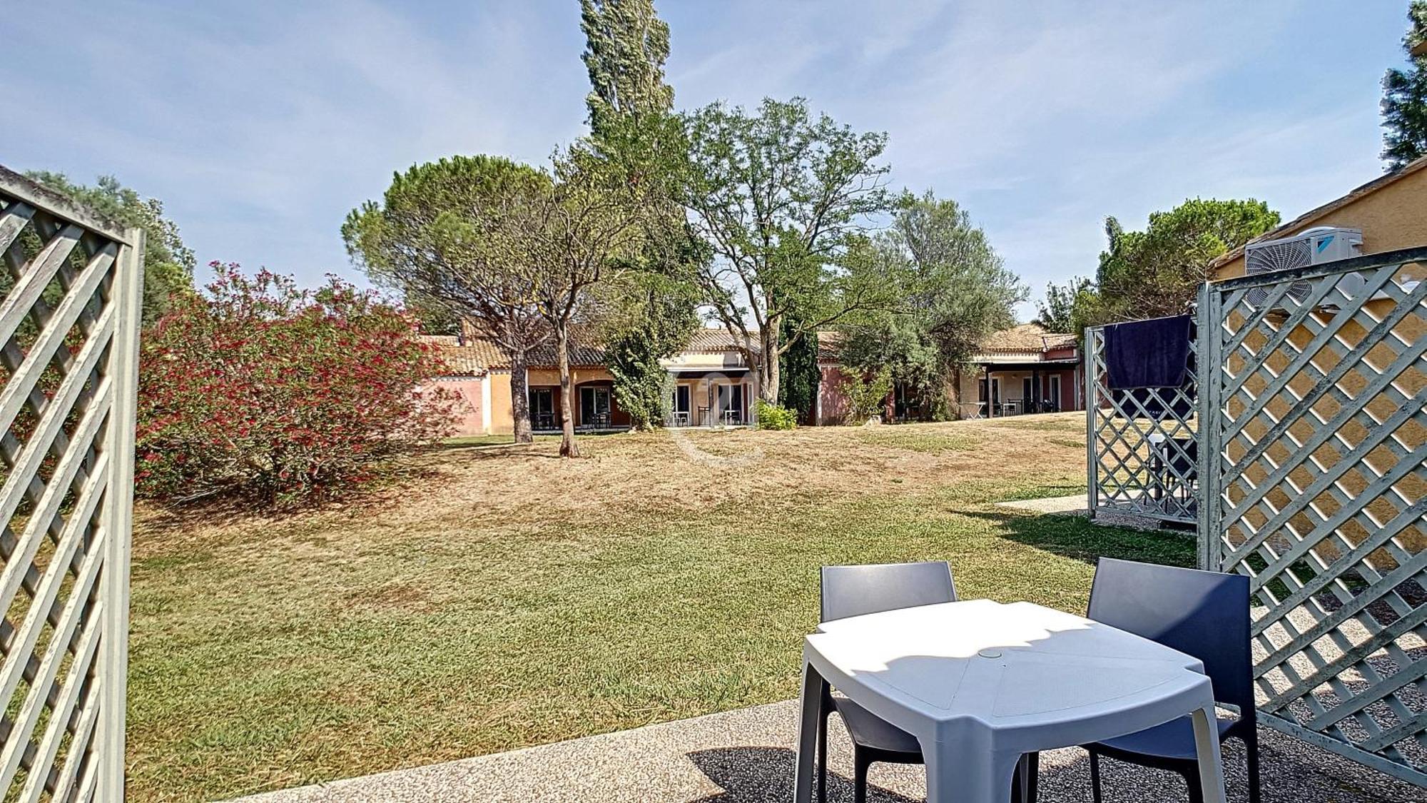 Appartement Residence De Vacances Les Hameaux De Camargue Arles Exterior photo